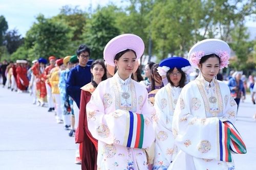 Hàng nghìn người trải nghiệm văn hóa Việt tại Festival Vietnam 2025 ở thành phố Lorient (Pháp)