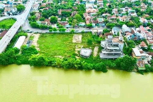 Cận cảnh tổ hợp thương mại dịch vụ hơn 200 tỷ 'bất động' nhiều năm ven sông Hương