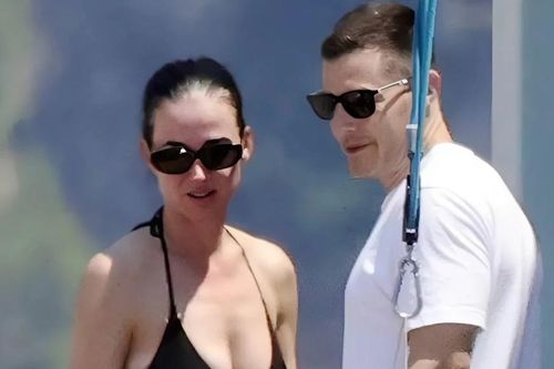 Katy Perry và Orlando Bloom gia nhập chuyến đi trăng mật với tỷ phú Jeff Bezos