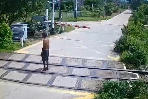 Tàu hỏa tông chết người đàn ông đứng giữa đường ray ở Lâm Đồng