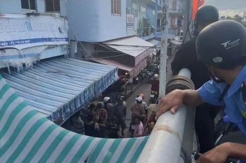 Em đâm anh trai chỉ vì cây quạt điện