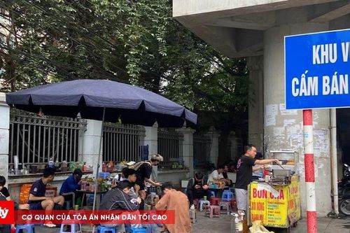 Vỉa hè thuộc về bước chân, không thuộc về bàn ghế