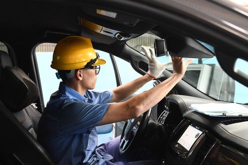 Nạn nhân quá tỉnh táo, kẻ giả danh nhân viên đăng kiểm lặn mất tăm