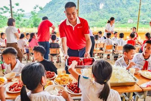 SeABankers Vì trẻ thơ: Một thập kỷ yêu thương khởi nguồn từ trái tim