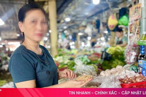 Bất an thực phẩm khô 'nhiều không' ở chợ truyền thống