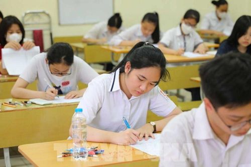 Xuất hiện những bài Văn đạt 9 điểm thi tốt nghiệp THPT 2025