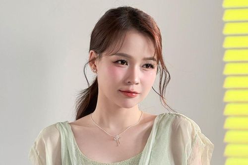 Sam lên tiếng về tin đồn mang bầu lần hai