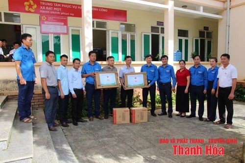 Bí thư Trung ương Đoàn Nguyễn Minh Triết thăm, động viên đội hình tình nguyện hỗ trợ vận hành chính quyền địa phương 2 cấp