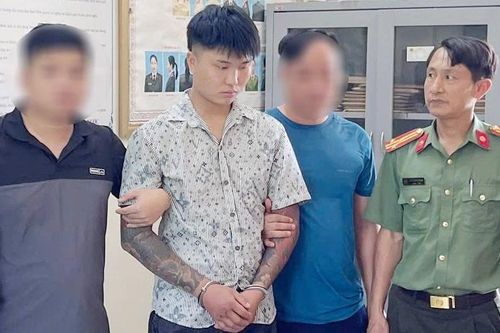 Công an xã Bát Xát bắt đối tượng tàng trữ trái phép 96 tép heroin