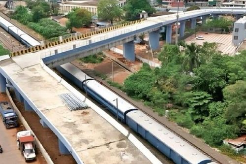 Ấn Độ đình chỉ 7 kỹ sư vì thiết kế cầu vượt có khúc cua 90 độ