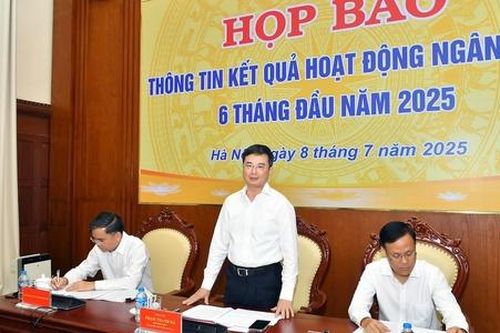 Gần 100% khách hàng đã được đối chiếu sinh trắc học