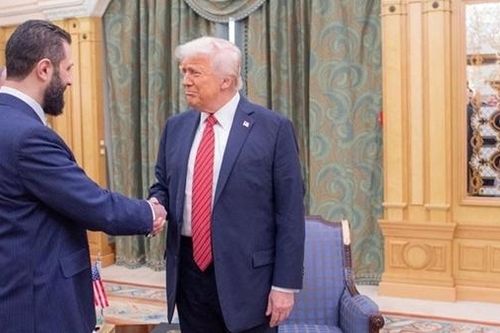 Mỹ gỡ danh sách khủng bố đối với HTS, mở đường cho hợp tác tái thiết Syria