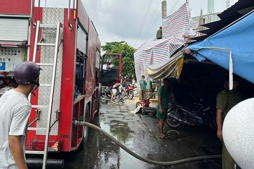 Cháy căn nhà ngăn nhiều phòng cho thuê trọ
