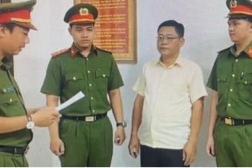 Cựu Trưởng ban quản trị chung cư Miếu Nổi và đồng phạm tham ô 1,2 tỷ đồng