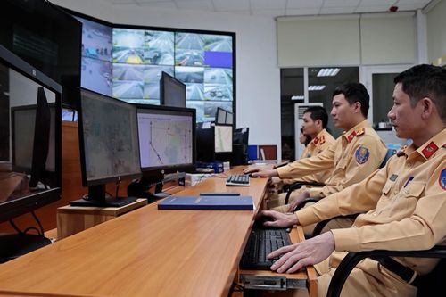 Kiểm tra vi phạm xe khách qua camera hành trình