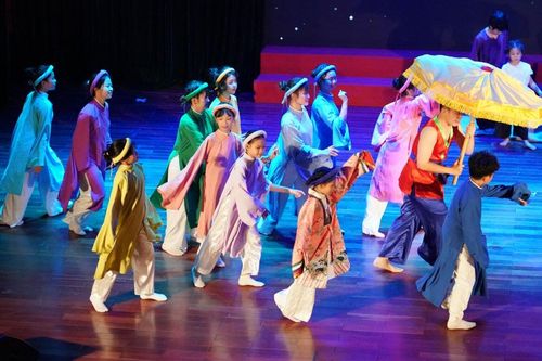 Gần 100 vũ công nhí múa ballet, hiphop gây quỹ cho bệnh nhi nghèo