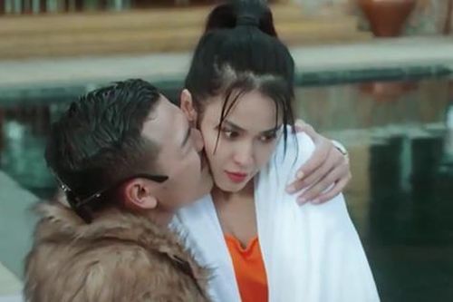 Nam diễn viên đại gia phong lưu trong 'Mặt trời lạnh' tiết lộ điều gì khi đóng 'cảnh nóng'?