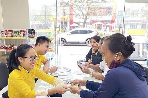 Điều kiện để người cao tuổi được hưởng trợ cấp hưu trí xã hội 500.000 đồng/tháng