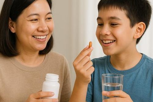 Vì sao nên bổ sung vitamin tổng hợp cho trẻ trong tuổi dậy thì?