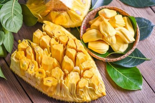 Ăn vải, mít có 'nóng' không? Bà nội trợ tranh cãi, chuyên gia lên tiếng
