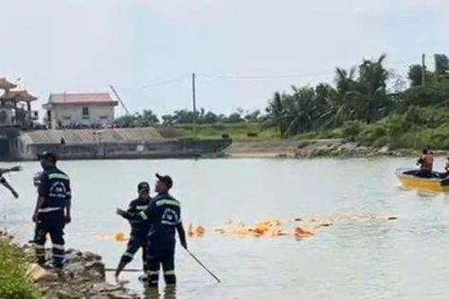 Đã tìm thấy thi thể cháu bé đi tắm sông bị nước cuốn mất tích