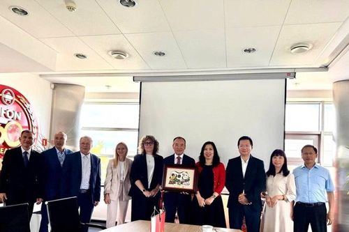 Doanh nghiệp Việt tại Ba Lan nỗ lực thúc đẩy thương mại bền vững