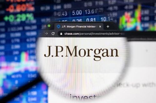 Chứng khoán Mỹ lao đao trước thông tin bất nhất về thuế quan, Dow Jones 'bay' gần 200 điểm