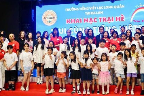 Cộng đồng người Việt tại Ba Lan luôn hướng về quê hương, đất nước