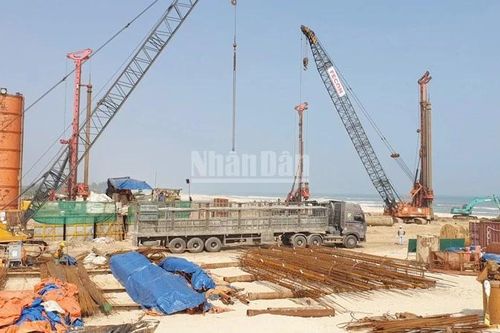 Quảng Trị tạo điều kiện thuận lợi để nhà đầu tư triển khai hiệu quả các dự án