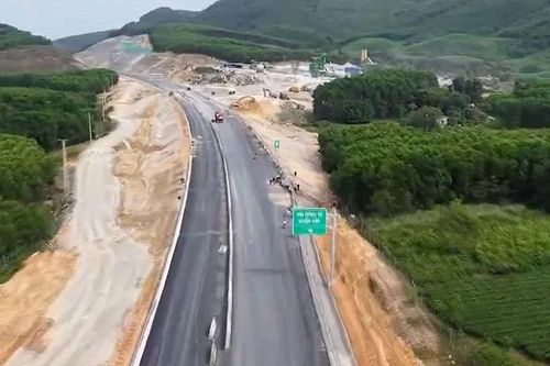 Chuẩn bị đầu tư xây dựng 3 tuyến cao tốc quan trọng
