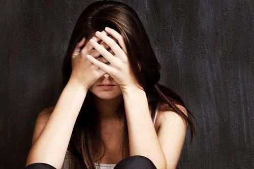 Đừng để nỗi buồn của con lớn lên trong im lặng