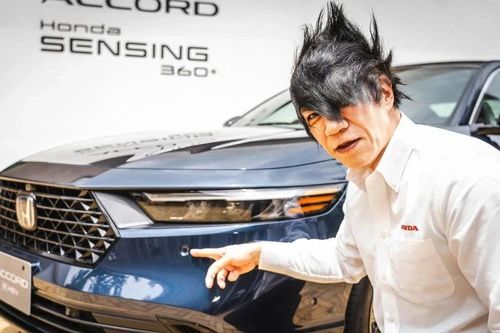 Kỹ sư Honda gây 'sốt mạng' với kiểu tóc Kakashi trong Naruto