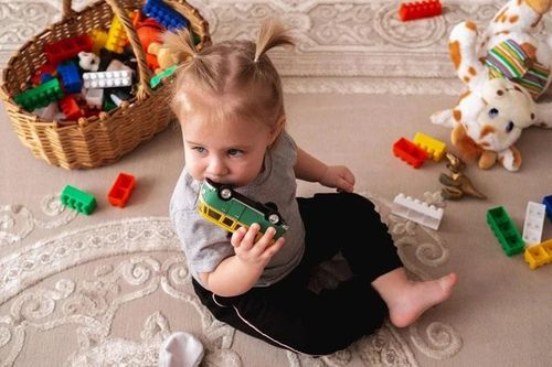 Rúng động nước Mỹ: 96 hóa chất độc được phát hiện trong cơ thể trẻ 3 – 5 tuổi