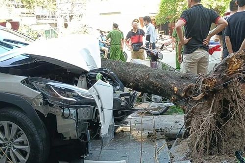 Chuyển cơ quan điều tra làm rõ nguyên nhân vụ ôtô gây tai nạn liên hoàn tại Hà Nội