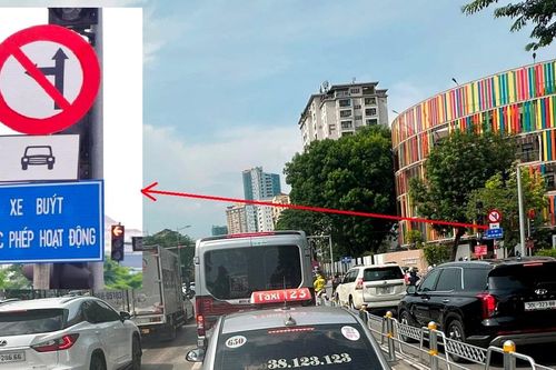 Sở Xây dựng Hà Nội nói gì về biển báo bất ngờ 'chặn' đường ô tô ở làn hỗn hợp?