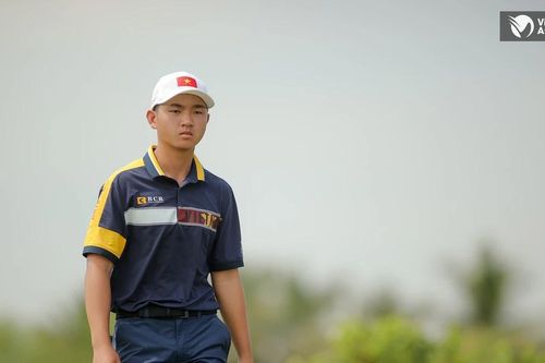 Nguyễn Anh Minh vươn lên top 7 tại Singapore Open Amateur Championship 2025