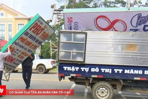 Ra quân lập lại trật tự đô thị tại Măng Đen