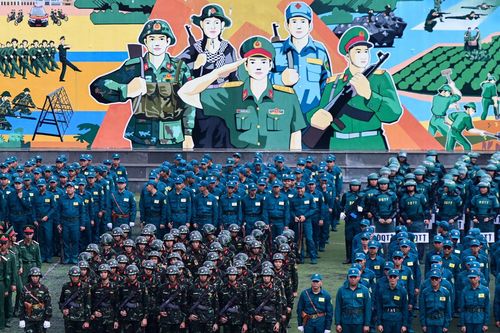 Chỉ huy trưởng Ban chỉ huy phòng thủ khu vực được thăng, giáng cấp quân hàm