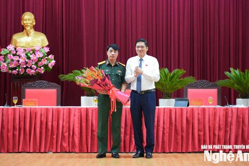 HĐND tỉnh Nghệ An phê chuẩn cho thôi giữ chức vụ và bầu bổ sung Ủy viên UBND tỉnh nhiệm kỳ 2021-2026