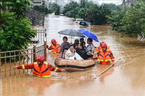 Trung Quốc: Ứng phó khẩn cấp với tình hình mưa bão và lũ lụt nghiêm trọng