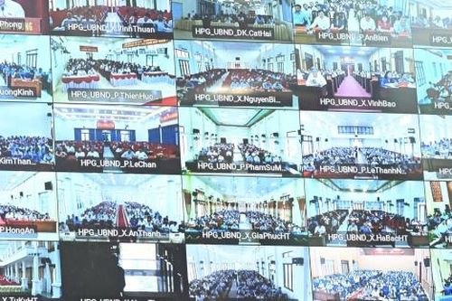 Không khí phấn khởi tiếp xúc cử tri lần đầu tại Hải Phòng sau hợp nhất