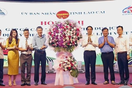 Gặp gỡ doanh nghiệp du lịch nhân kỷ niệm 65 năm Ngày thành lập ngành du lịch Việt Nam