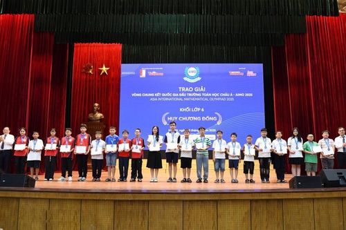 3 học sinh Trường THCS thị trấn Yên Ninh đoạt Huy chương Đồng AIMO 2025