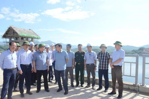 Kiểm tra tiến độ Dự án Hồ chứa nước Cánh Tạng