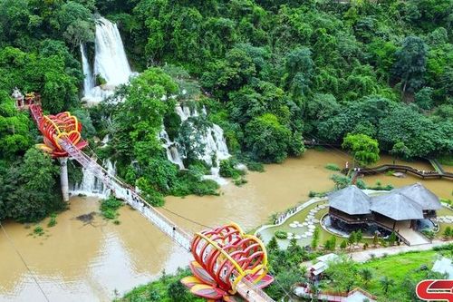 Phát triển du lịch trở thành ngành kinh tế mũi nhọn