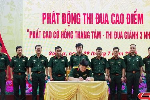 Thi đua giành 3 nhất