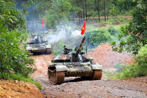 Nâng cao năng lực sẵn sàng chiến đấu của bộ đội Tăng - Thiết giáp