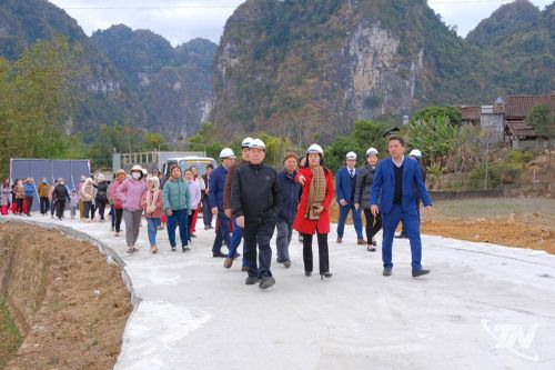 Doanh nhân gắn kết phát triển kinh tế với giữ gìn an ninh Tổ quốc