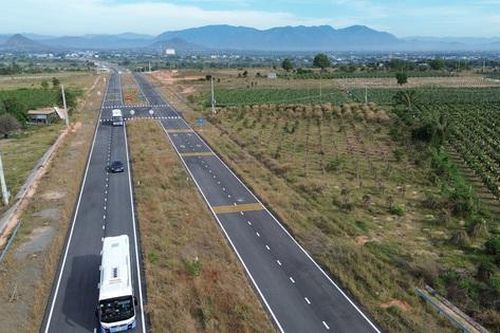 Lâm Đồng: Nhiều tuyến giao thông kết nối liên vùng được đề xuất