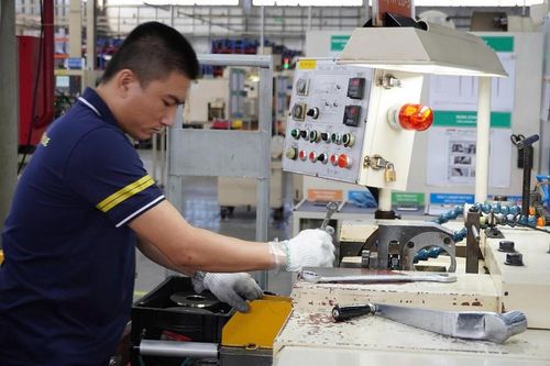 6 tháng đầu năm, miễn, giảm trên 96 nghìn tỷ đồng tiền thuế cho doanh nghiệp và người dân